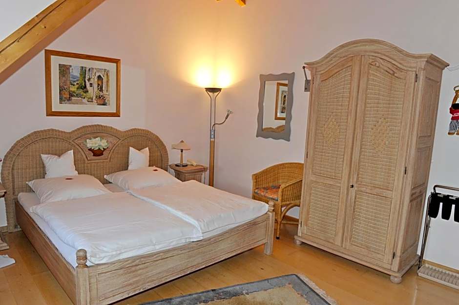 Hotel Sarbacher