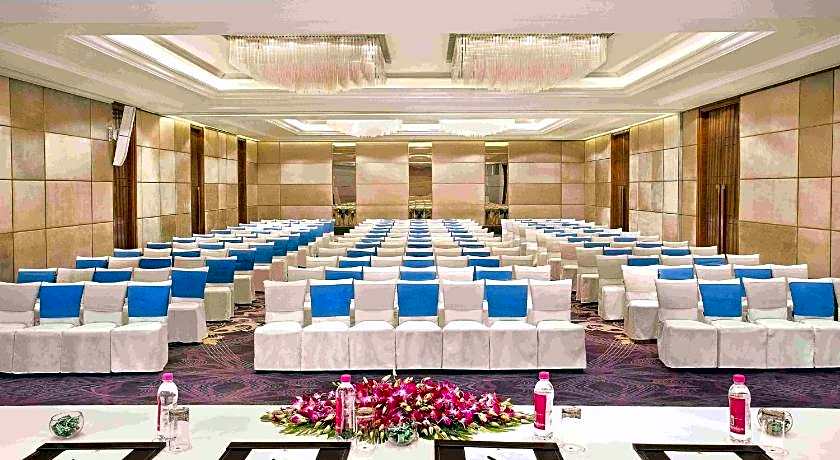 Holiday Inn New Delhi Mayur Vihar Noida By IHG