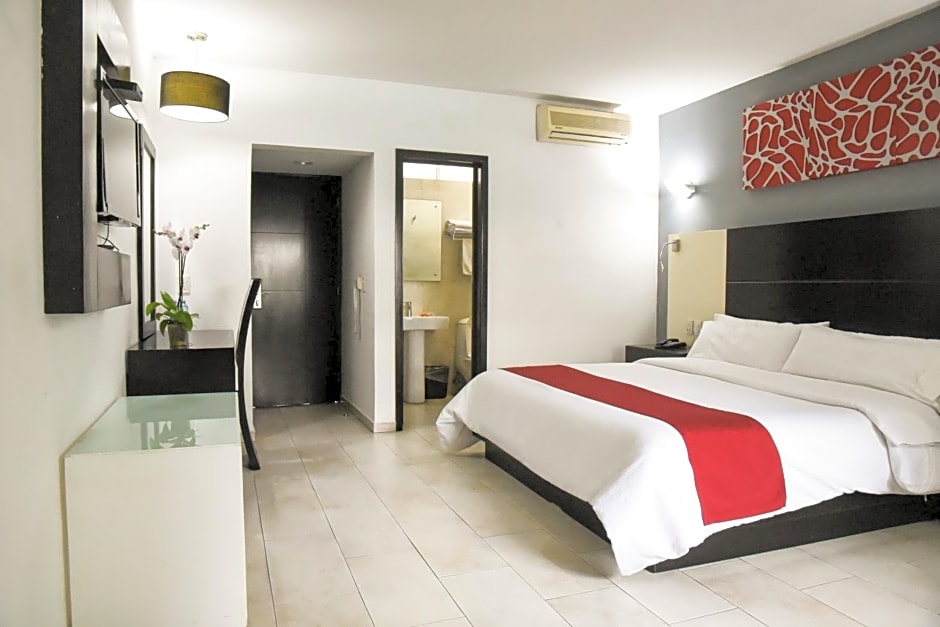 Hotel Expo Plaza Business and Family Guadalajara