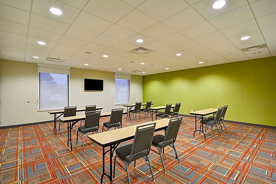 Home2 Suites by Hilton Decatur Ingalls Harbor