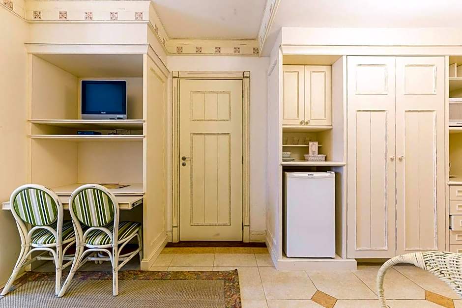 Comfortable Studios at IL Campanario Resort ILCJR