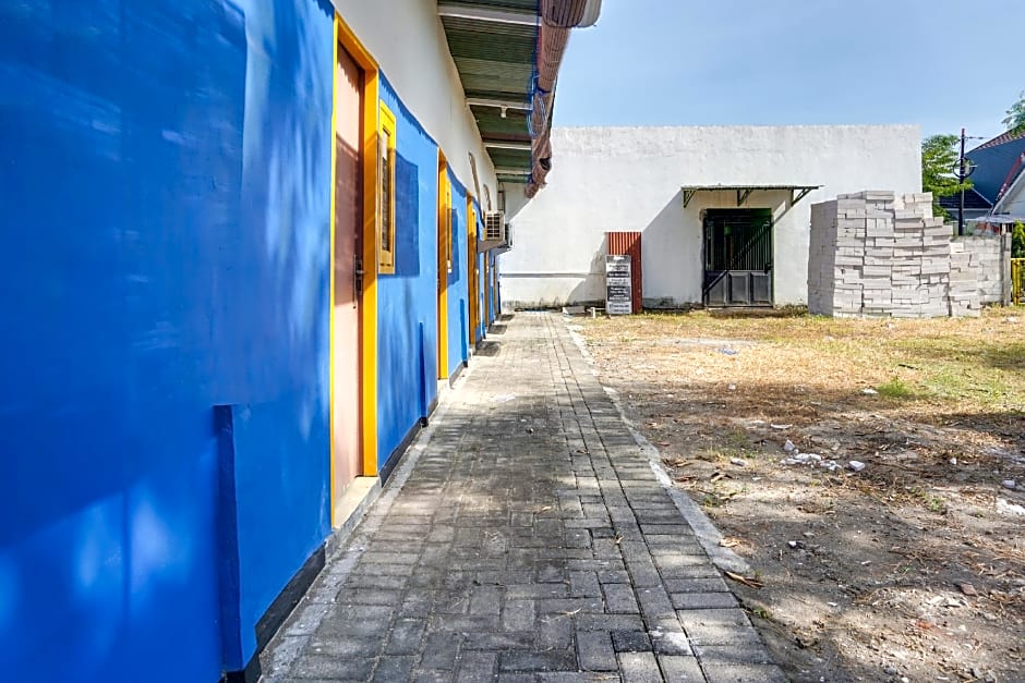 OYO Life 91544 Homestay Biru Blukid