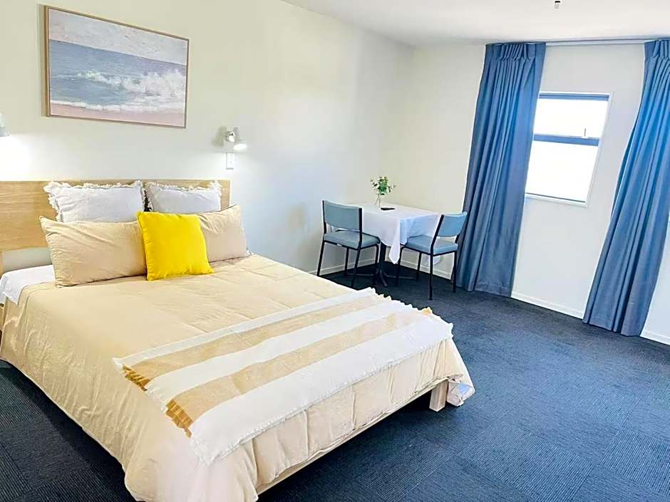 AAA Northlands Motel