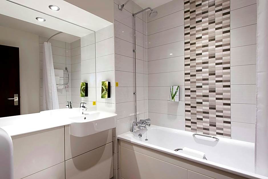 Premier Inn Leeds Headingley