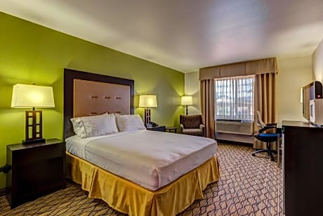 Standard King Room