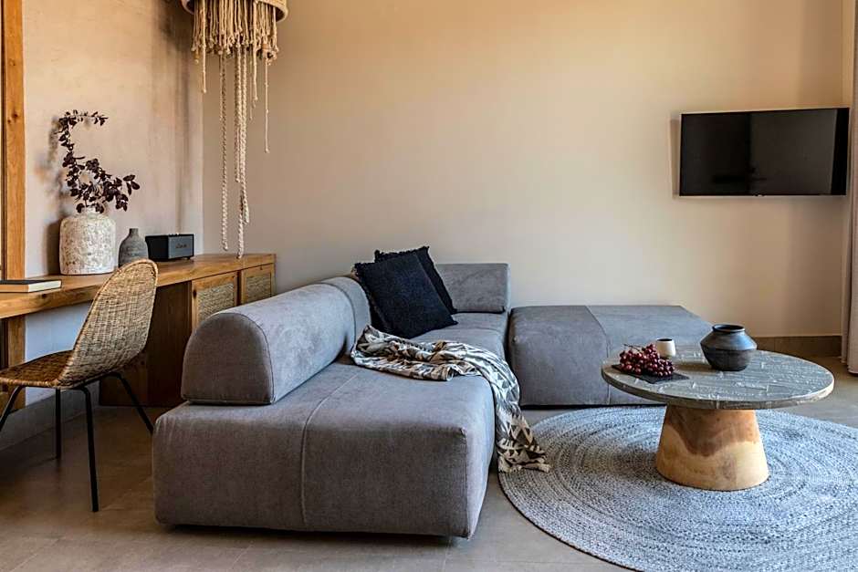 Nikoleta Hotel and Villas