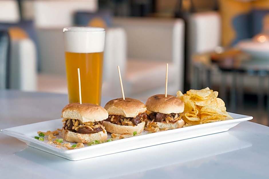 SpringHill Suites by Marriott Los Angeles Burbank/Downtown