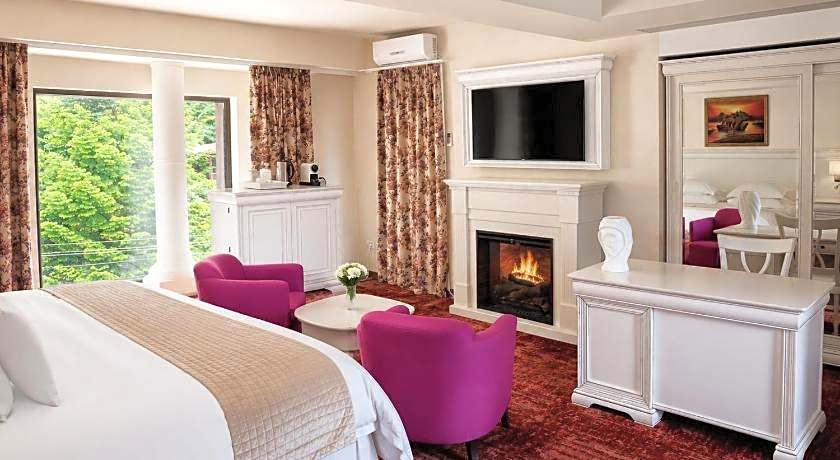 Ioana Hotels