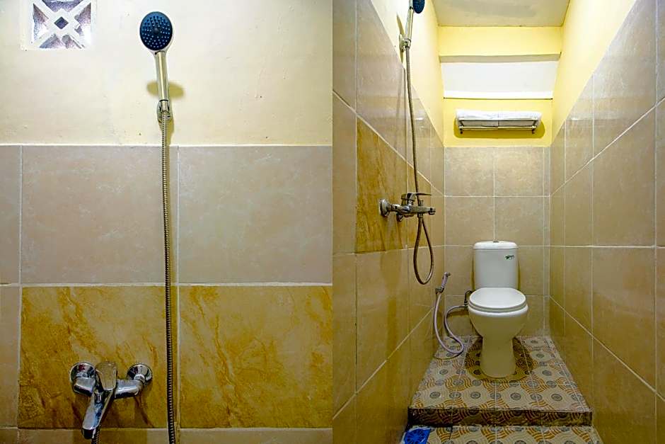 OYO 1643 Grand Monica