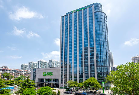 Holiday Inn Qingdao City Center By IHG