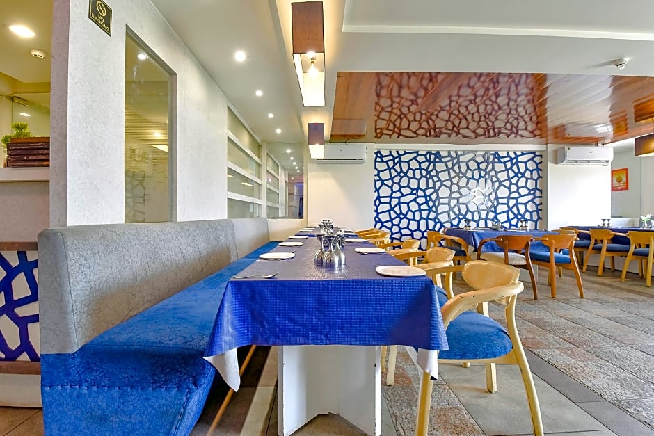 FabHotel Prime Square 36