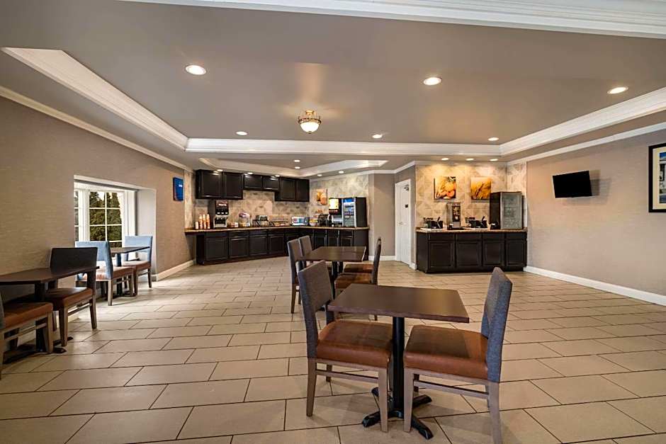 Comfort Inn & Suites Plattsburgh - Morrisonville