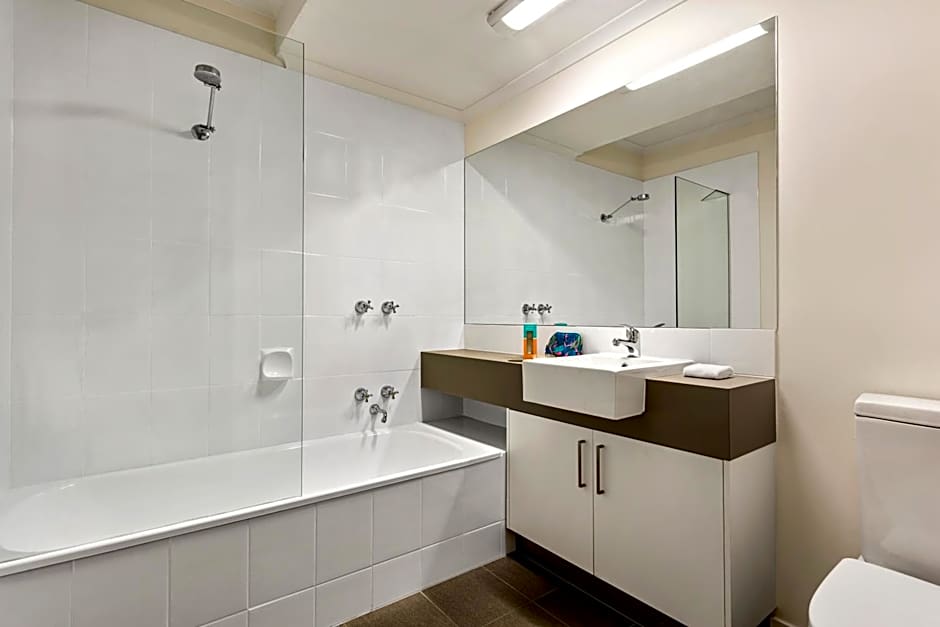 Comfort Apartments Royal Gardens