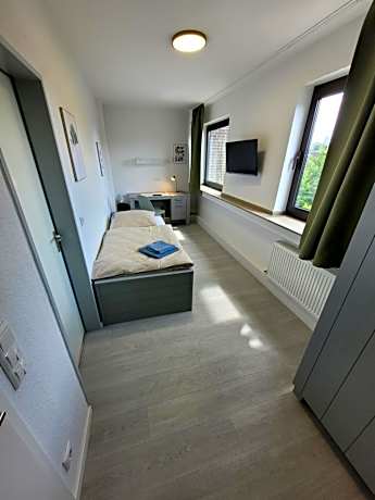 Single Room with Shared Bathroom
