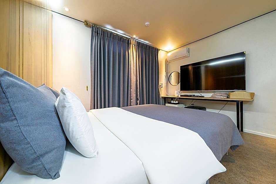 Chuncheon Urbane Hotel