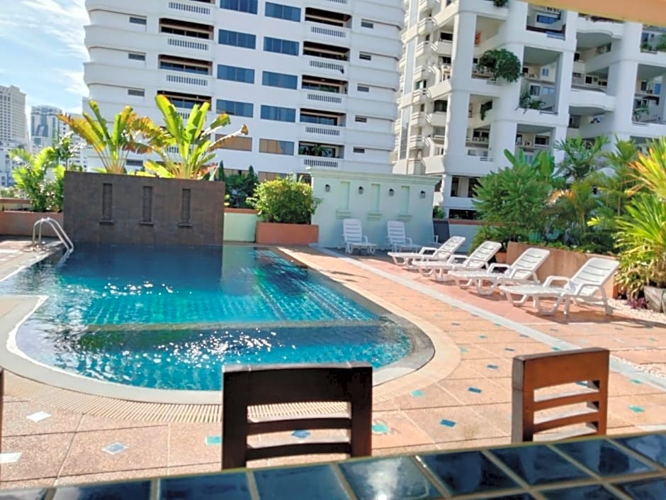 Woraburi Sukhumvit Hotel