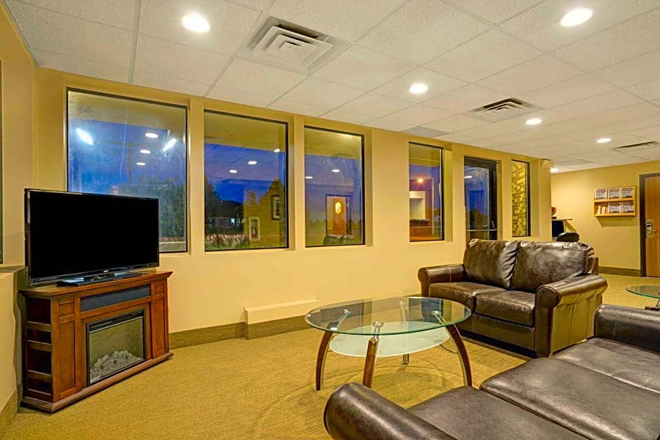 Super 8 by Wyndham Melrose
