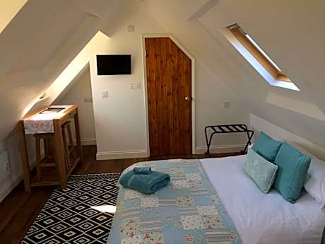 Studio with Garden View