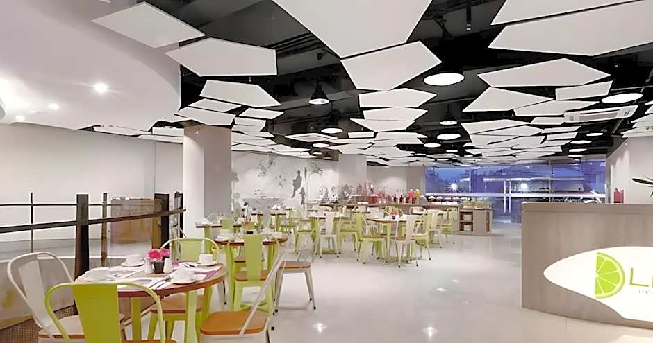 favehotel S. Parman Medan