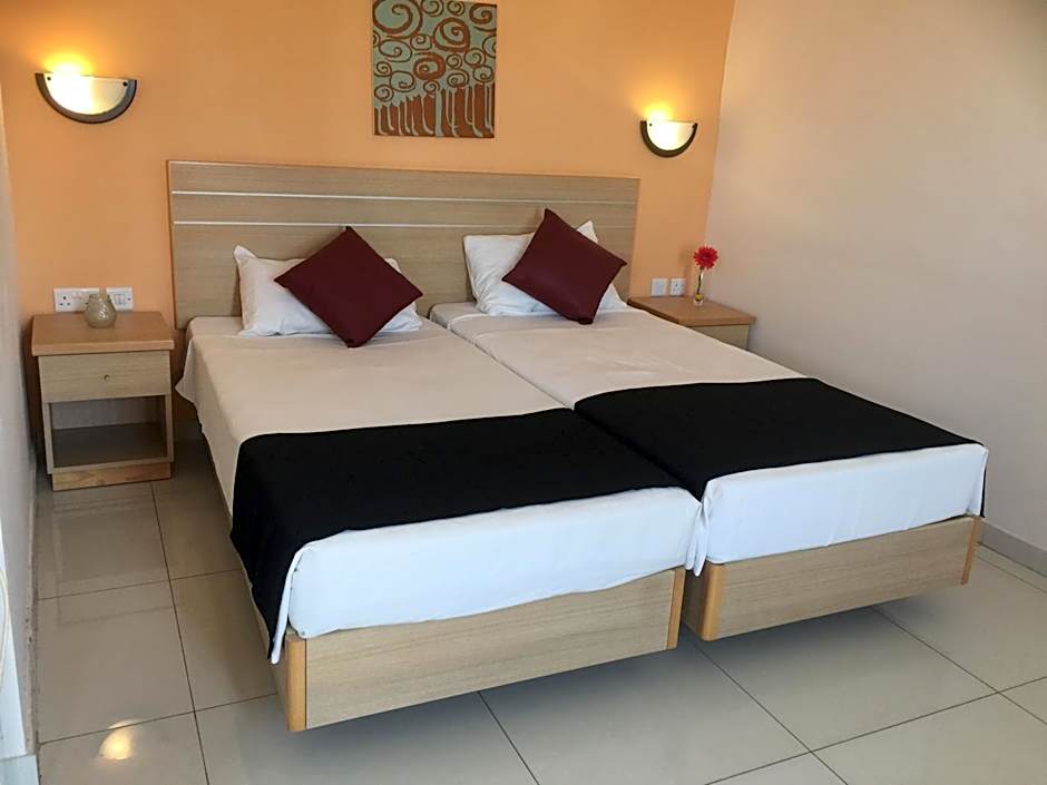 Dean Hamlet Hotel