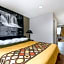 Super 8 by Wyndham Indianapolis/NE/Castleton Area