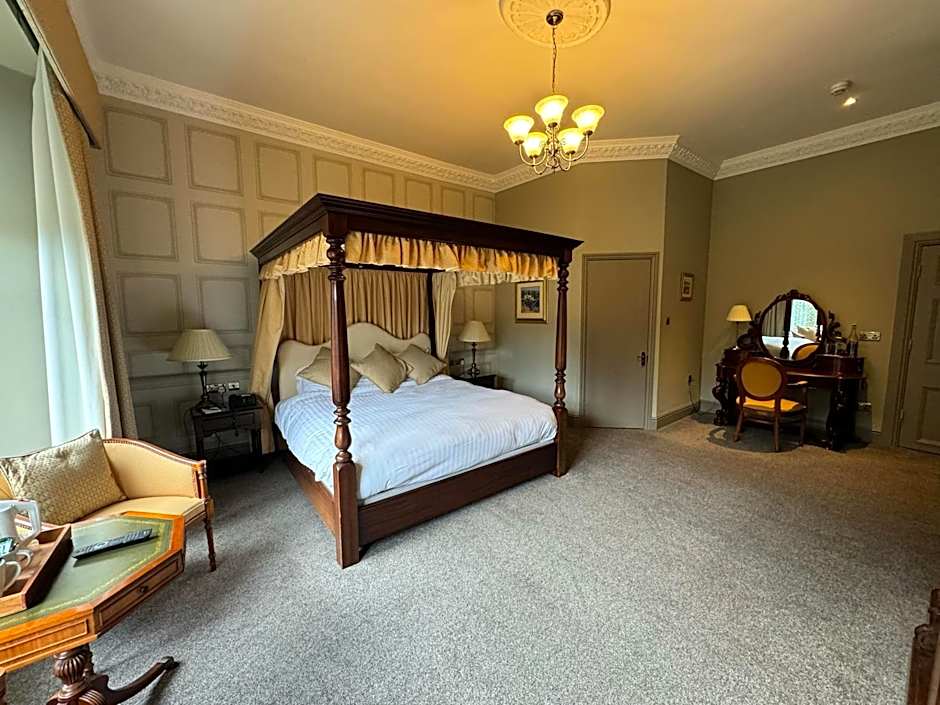 Tre-Ysgawen Hall & Spa