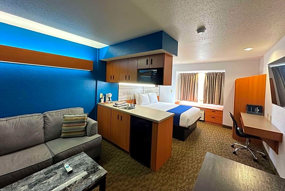 Microtel Inn & Suites By Wyndham Tomah