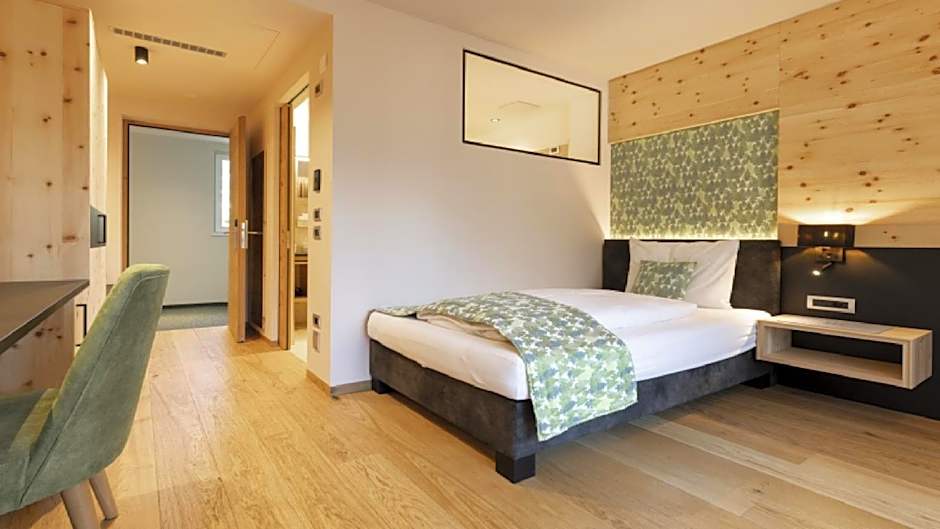 Cityhotel Goldener Adler B&B