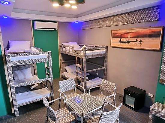 Attic Capsule Hotel