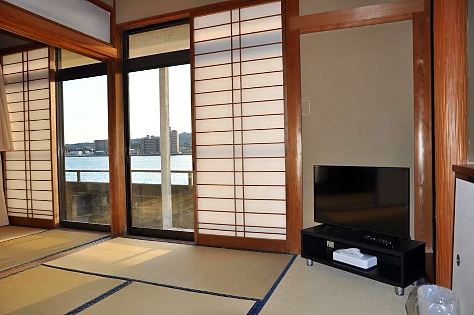 Riverside Hotel Karatsu Castle