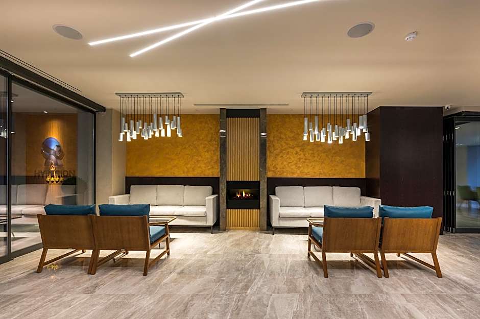 Hyperion City Hotel & Spa