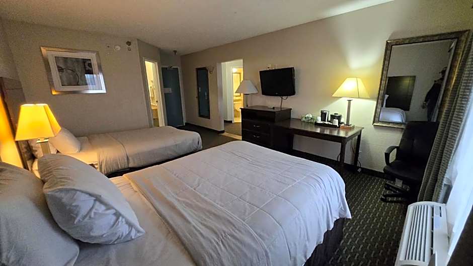Photo 1 of 6 of 2 Double Beds