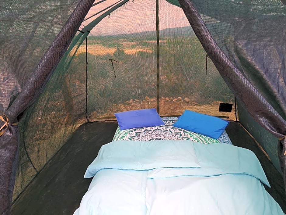 Amber Lagoon Eco Retreat - Chalets, Rooms and Glamping