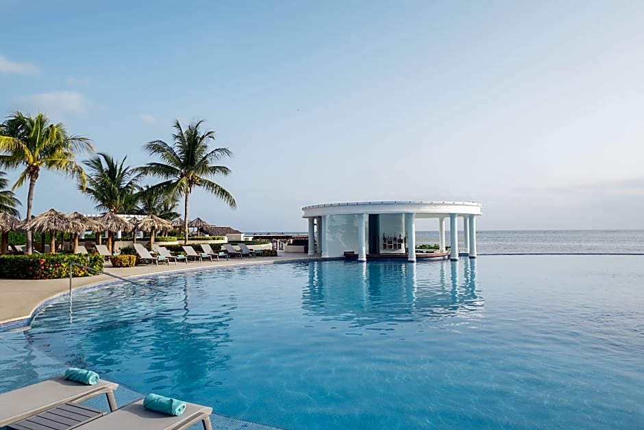 Iberostar Selection Rose Hall Suites All Inclusive