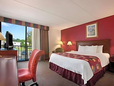 Standard King Bed