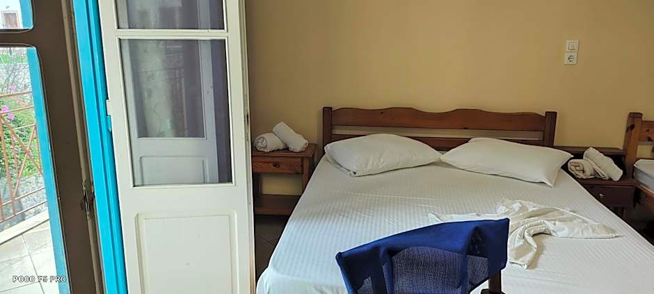 Studios by Climbing House