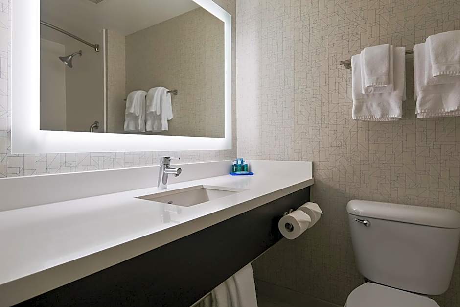 Holiday Inn Express Hotels & Suites Burlington By IHG