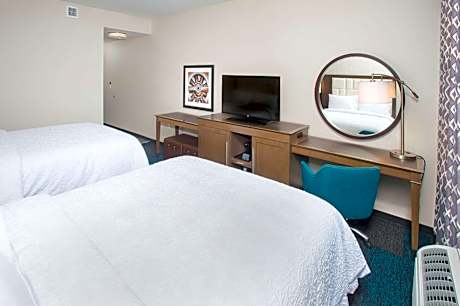 Queen Room with Two Queen Beds - Non-Smoking