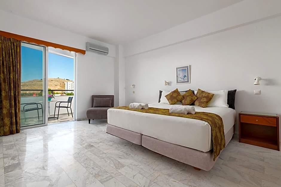 Vlycha Beach Apartments