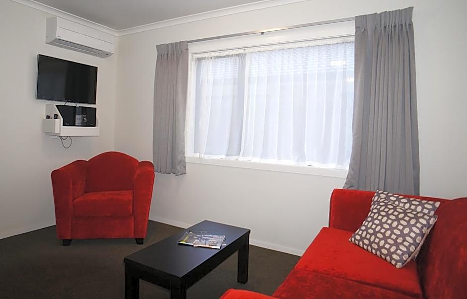 Brooklyn Motor Lodge