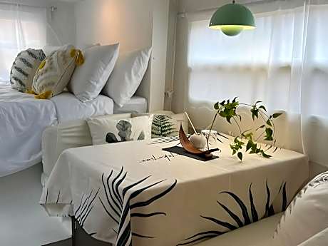 Sokcho New York Caravan