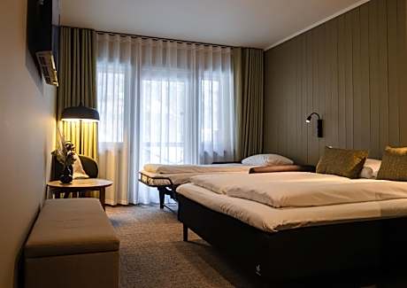Triple Room with Terrace