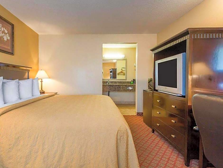 Quality Inn