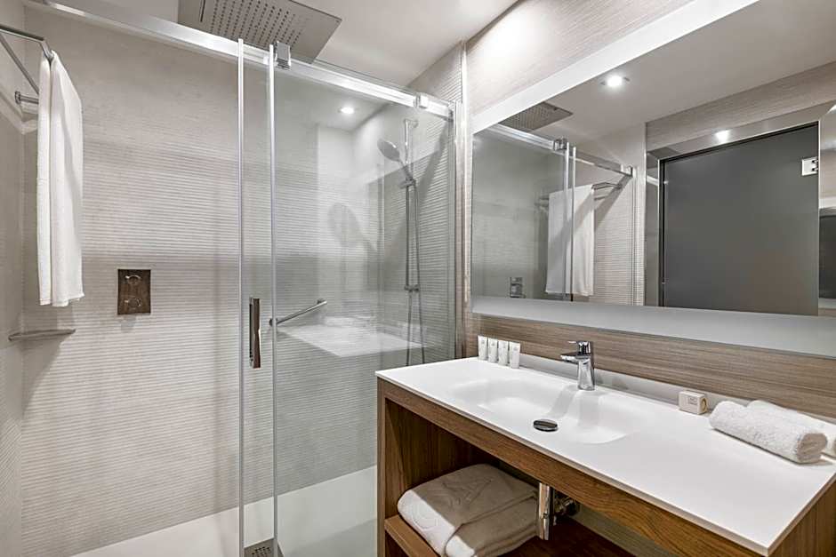 AC Hotel by Marriott Diagonal L´Illa