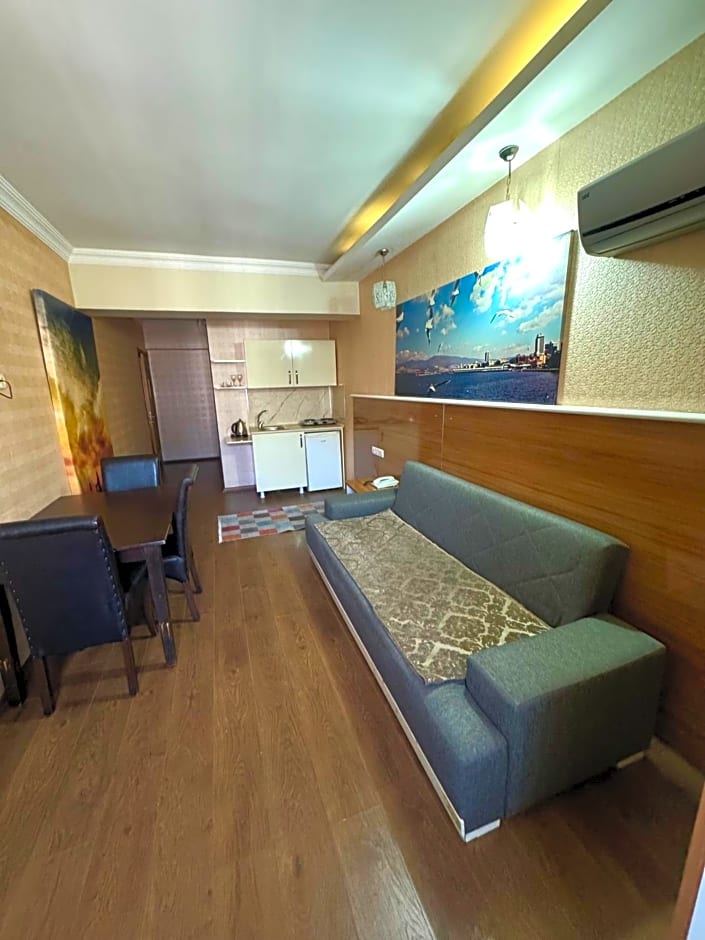 Lucid Hotel