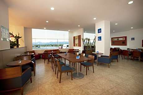 One Saltillo Derramadero - Alojamiento en Saltillo