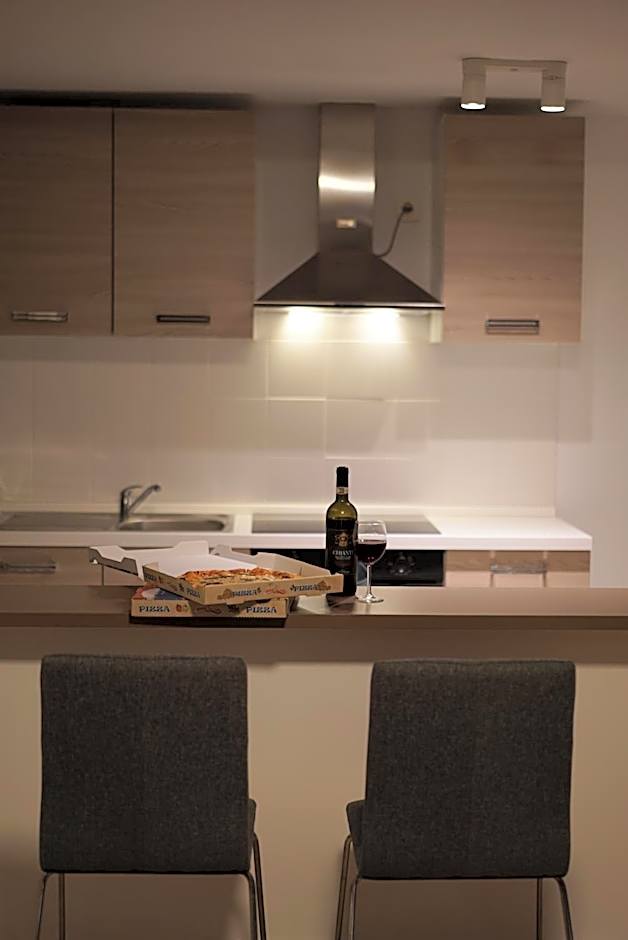 Skyway airport apartments