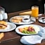 Grand Crucero Hotel