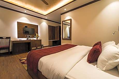 King Room with Balcony