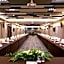 Classic Kameo Hotel & Services Apartment